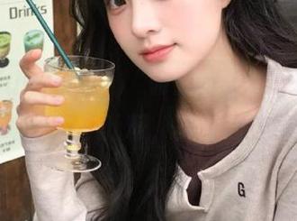 吼吼，“www.155.fun”网址，吃葡萄不吐籽，真有点这意思。