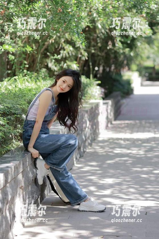 不愧是17吃瓜官网，视频里的人都明白：有瓜就要抡起大刀！