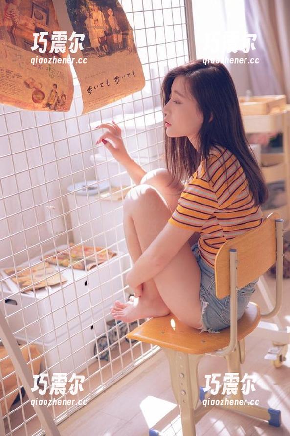 看着17吃瓜网里的热事件，心中只能默默说“这礼物真意外”～