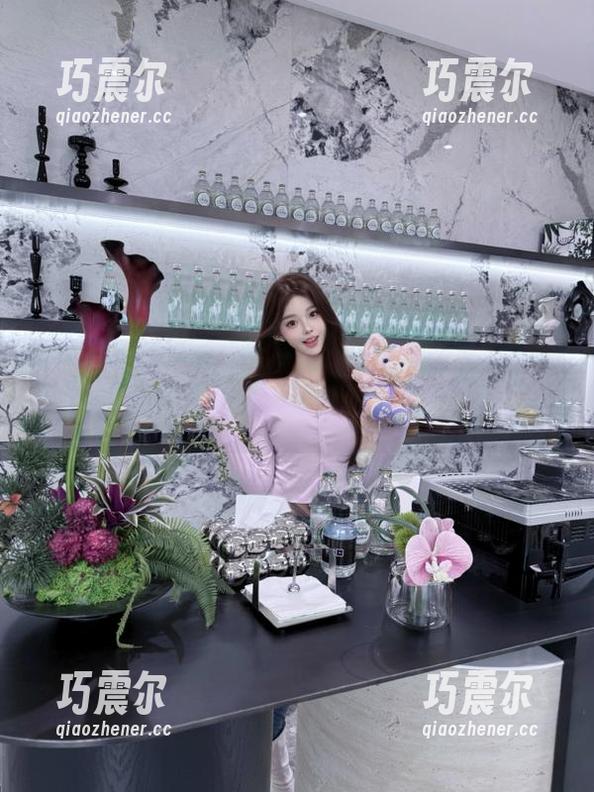 61吃瓜与黑料网亲密接触，传送门已经为你铺好桥！
