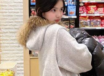 听说91cgwww下载了，وز觉好像又最大的干货来了，真让人忍不住想点进来瞧瞧。