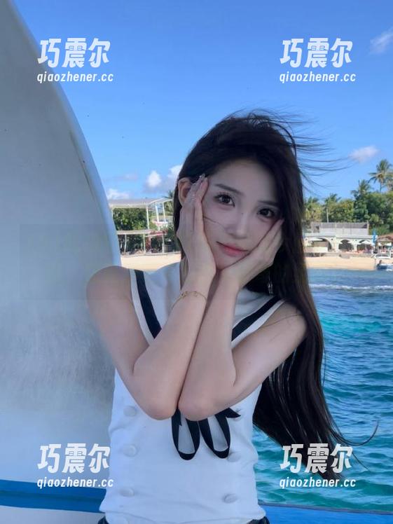 91吃瓜网 跟随91吃瓜网的今日校园线路,感受那股隐秘却又好奇的氛围!