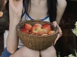 吃瓜健身新方法，hlw.bet免费分享，无负担的好心情袭来