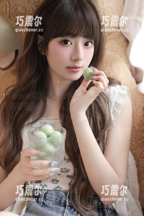 翻开www吃瓜网36wcc苹果版，鲜嫩的瓜果还在继续，心情瞬间舒畅了！