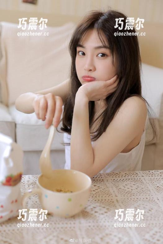 九一黑料 九一黑料的兑换码,直达时光隧道,带你“穿越”老司机的世界。