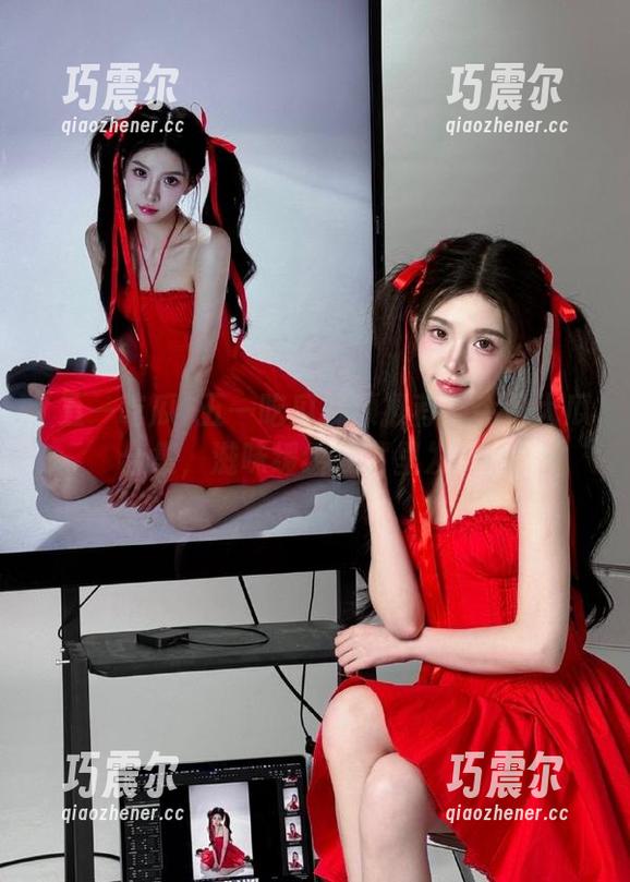 五一吃瓜视频推荐：今日大瓜合集，滋味缓缓在嘴里发酵。