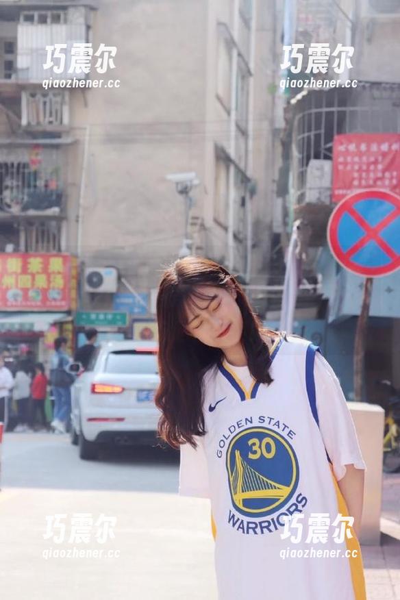 现在就来体验“五一吃瓜官网网页版”：道理很简单，永不迷路，这种瓜吃起来真爽！