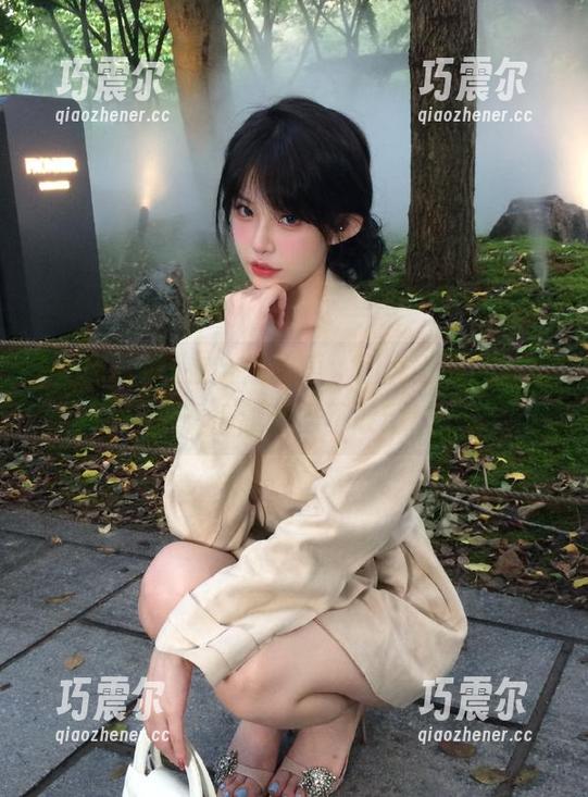 在全网吃瓜，网页上最震撼的瓜看得我嘴巴不敢动！