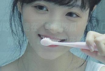 走在“全网吃瓜”的入口，好戏不断，吃得你眼花缭乱；