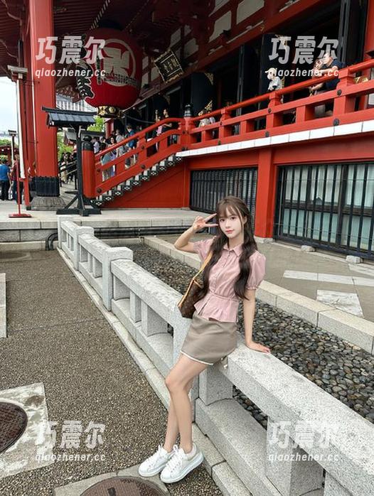 吃瓜网发布：朝阳群众在前方“喊话”，让人忍不住多看几眼！