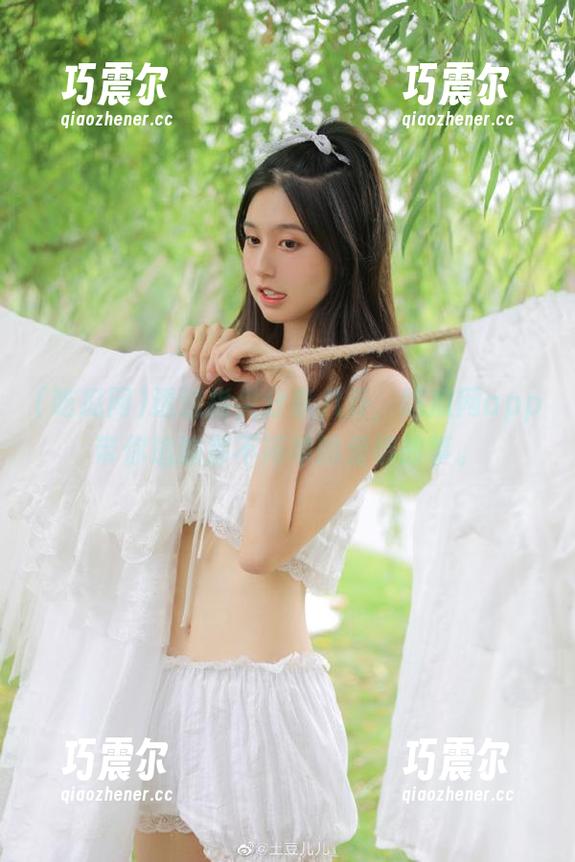吃瓜网 透过指尖分享八卦,吃瓜网app带你追踪那不简单的爱情故事。