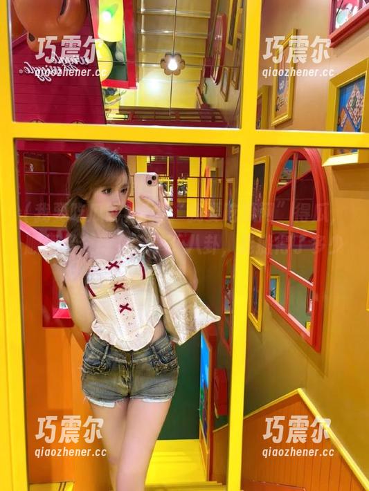 听说“我要吃瓜网”得瓜，顺便借个耳朵分享下八卦，能搬得了多少？