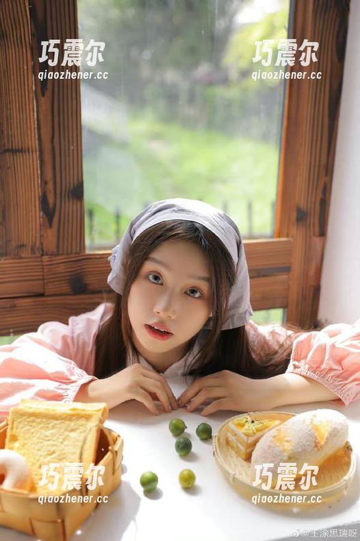 暴走黑料网站的破解版，就像给黑暗里加了几个小闪光点！
