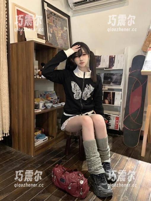 借助黑料不打烊吃瓜网的导航，结果……半路竟遇到桃色新闻，意外收货！