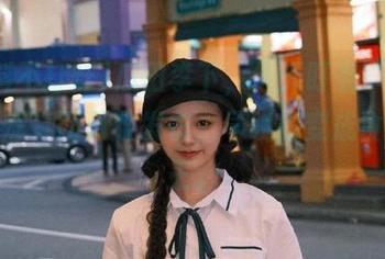 瓜田李下，天天盯着“黑料不打烊”网页版发布，早晚得变成食瓜之王。