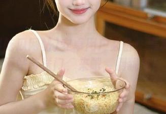 安卓用户必备：黑料吃瓜网站传送门，来吧，别犹豫！