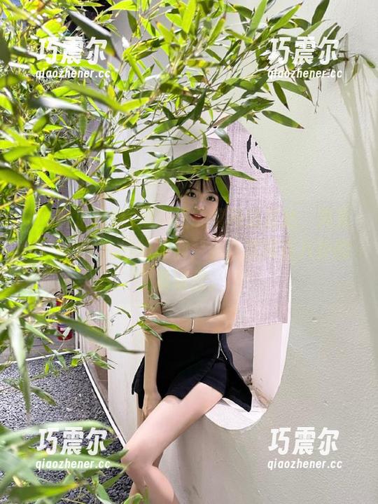 黑料正能量网站直达，简直像开启了无尽的黑洞，永久沉浸在八卦的漩涡里。