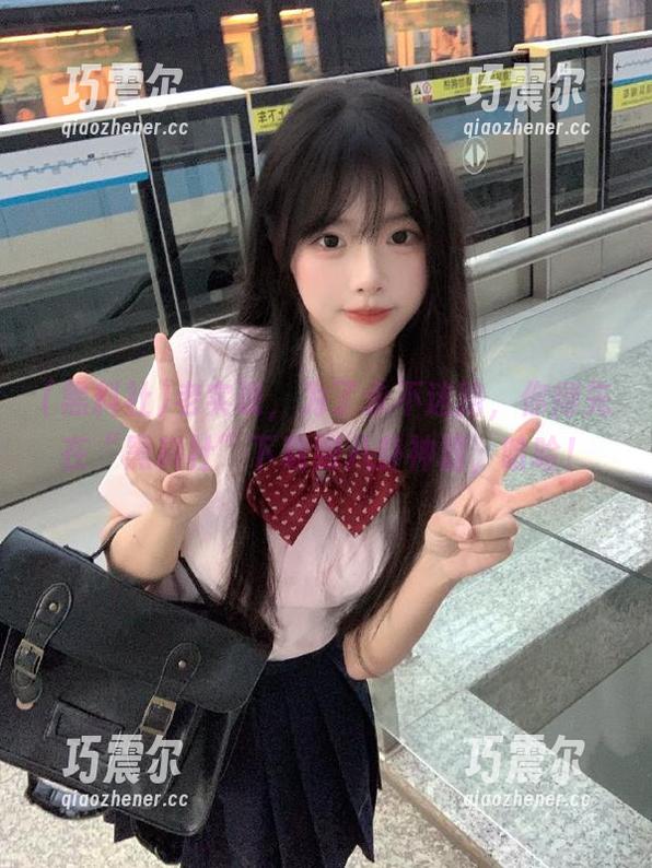 黑料社 老实说,为了永不迷路,你得先在“黑料社”下载到八卦神器,哈哈!