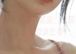 页头黑网料最新，水深得让我感觉自己在游泳比赛！